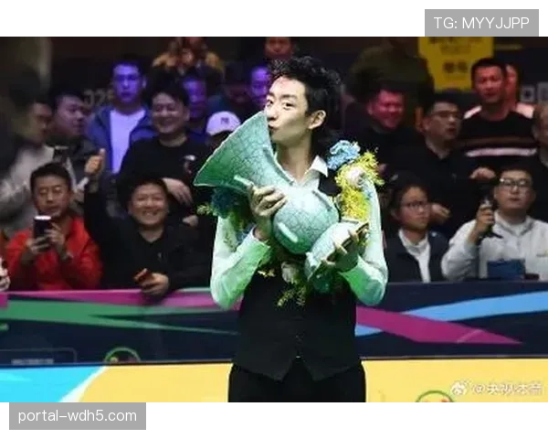 罗伯逊6-1横扫吴宜泽晋级 点出年轻球员不适应英锦赛袋口