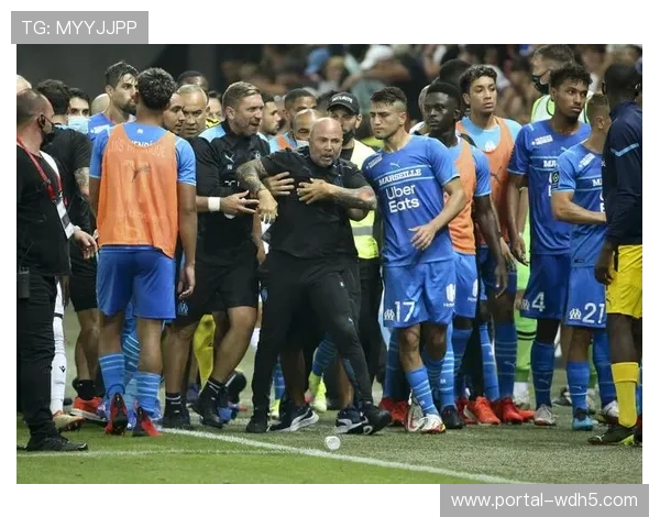 马赛球迷基数庞大，小维阿称巴黎街头支持者超预期