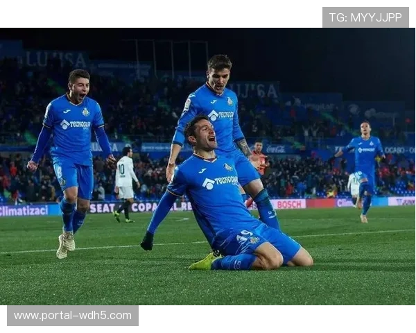 西甲转播权谈判进入关键阶段,多家媒体集团展开激烈竞争 西甲转播权谈判进入关键阶段,多家媒体集团展开激烈竞争